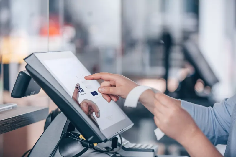 Restaurant using DoLA POS system